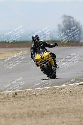 media/Jun-07-2025-TrackDaz (Sat) [[4413525952]]/A Group/2pm (Turn 9)/